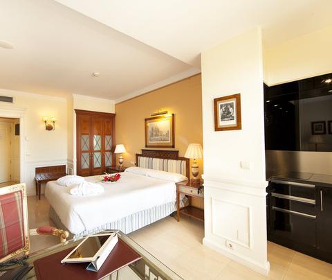 Apartment Guadalpin Boutique