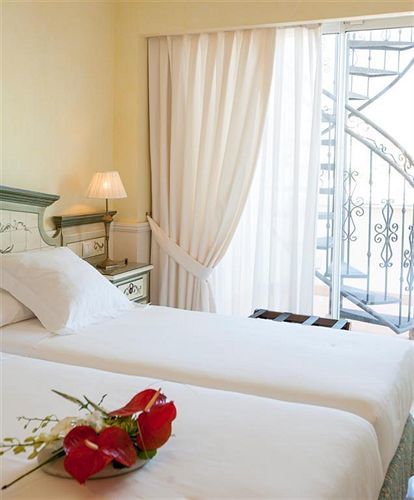 Apartment Guadalpin Boutique